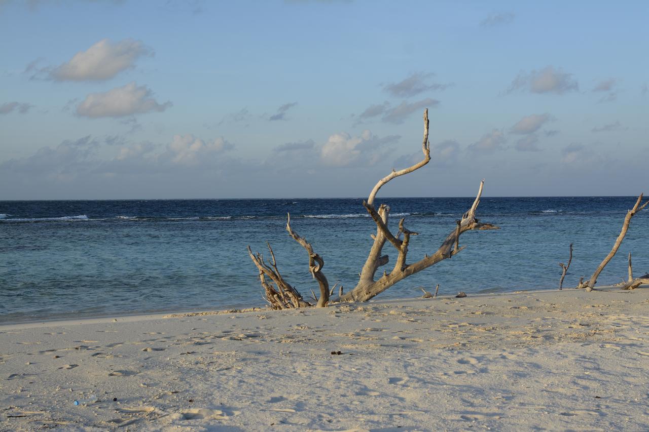 Noomuraka Inn Omadhoo Екстериор снимка