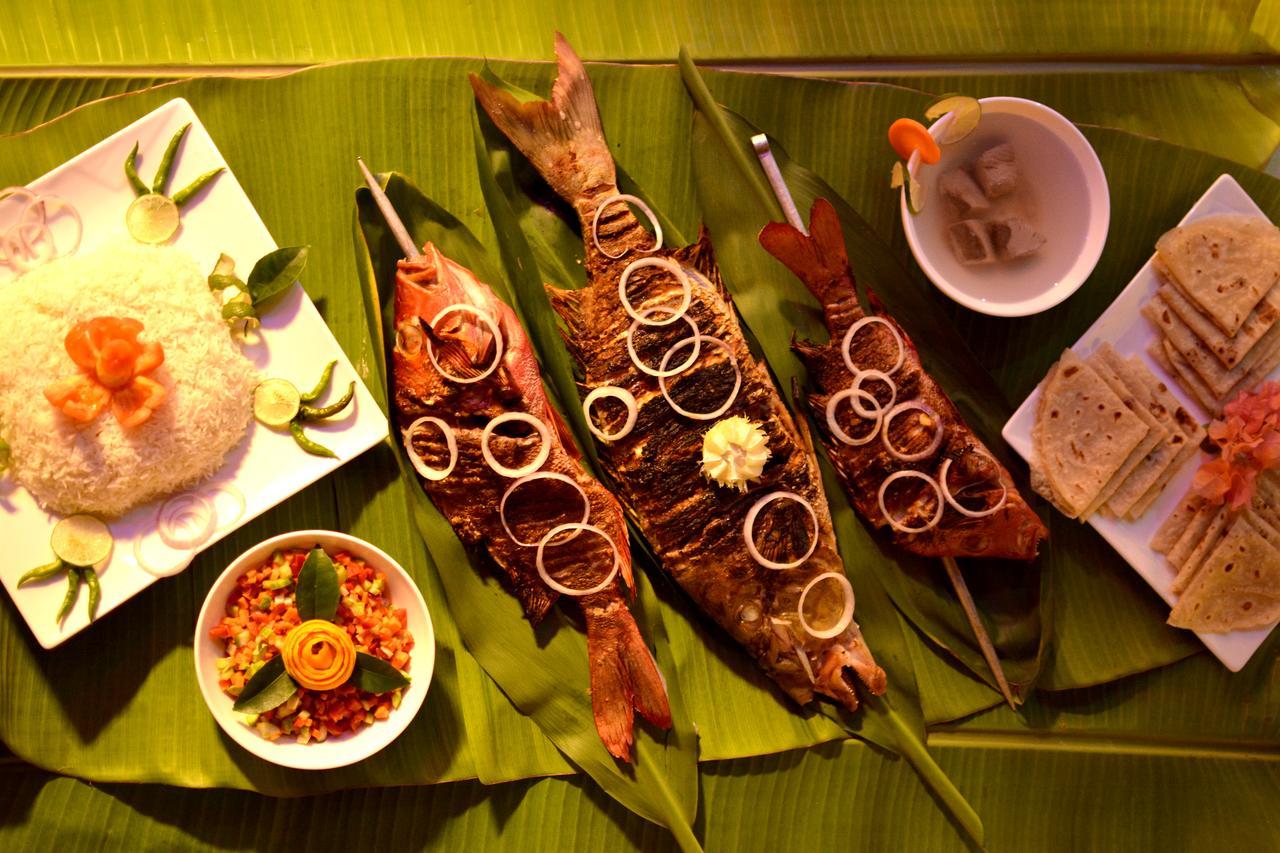Noomuraka Inn Omadhoo Екстериор снимка