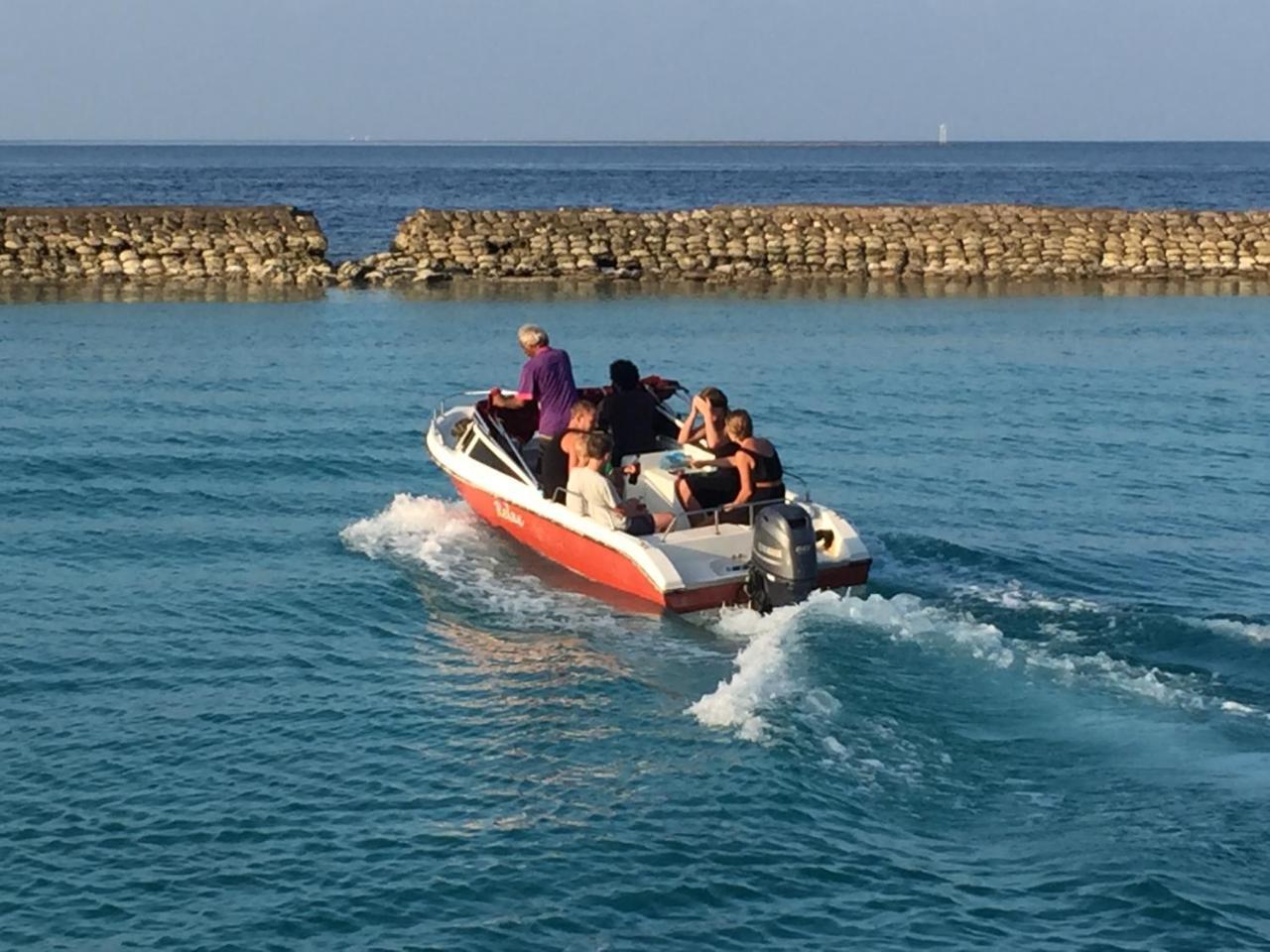 Noomuraka Inn Omadhoo Екстериор снимка